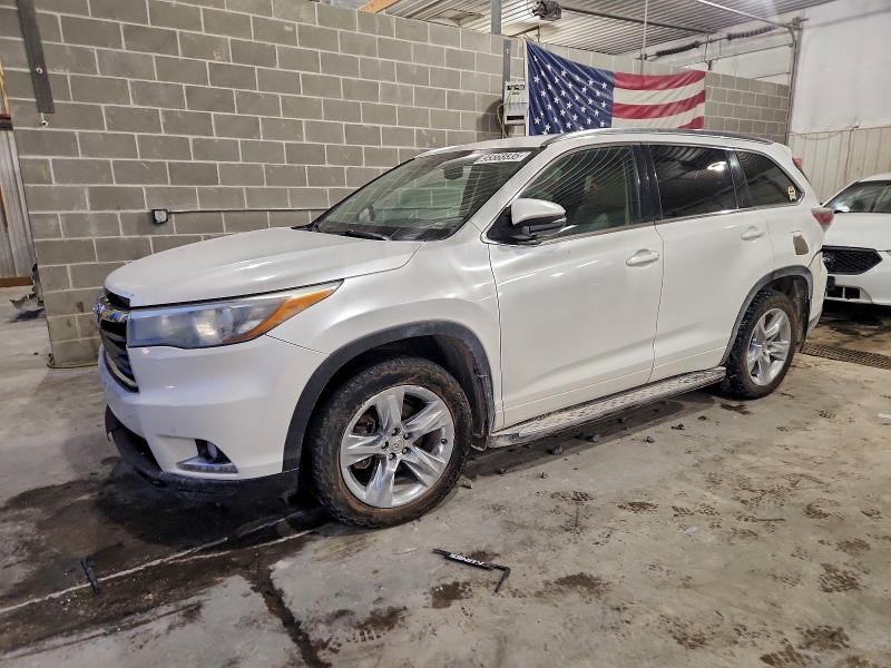 TOYOTA HIGHLANDER 2015 with VIN 5TDDKRFH2FS120000 - Photo from auction