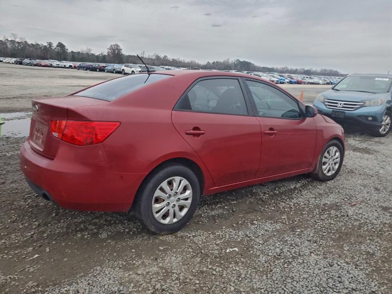 Photo 3 from auction – 2013 KIA FORTE EX with VIN KNAFU4A27D5682838