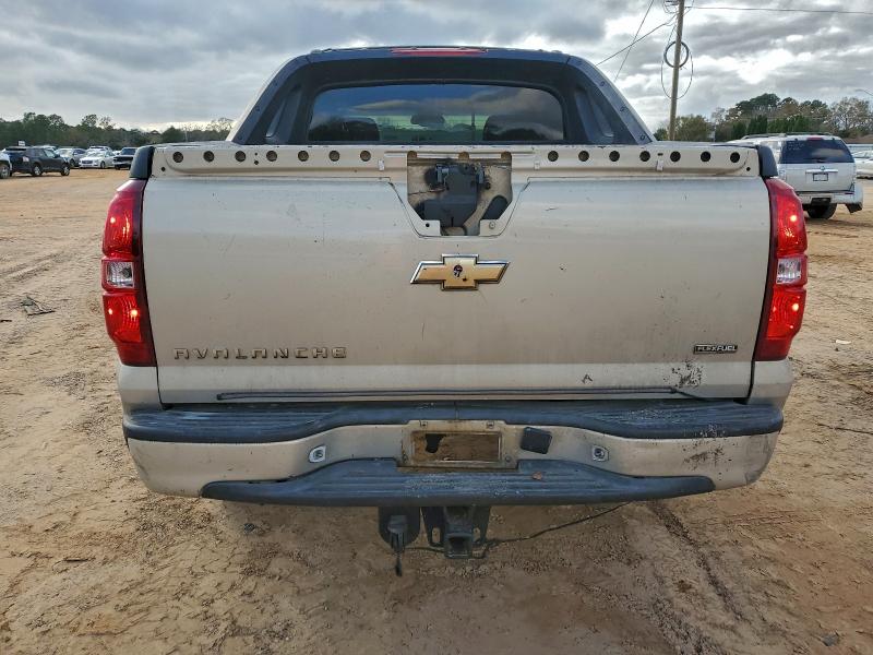 Photo 6 from auction – 2008 CHEVROLET AVALANCHE with VIN 3GNEC12058G241468