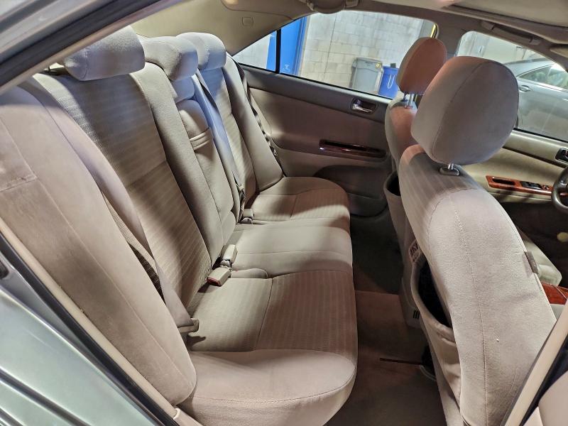 Photo 10 from auction – 2005 TOYOTA CAMRY LE with VIN 4T1BE30K05U546807