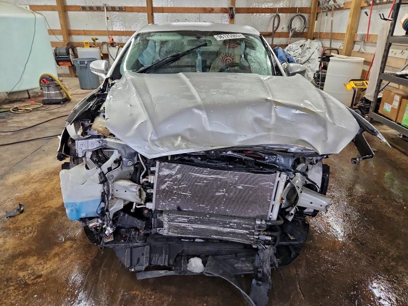 Photo 5 from auction – 2015 FORD FUSION with VIN 3FA6P0LU6FR266397