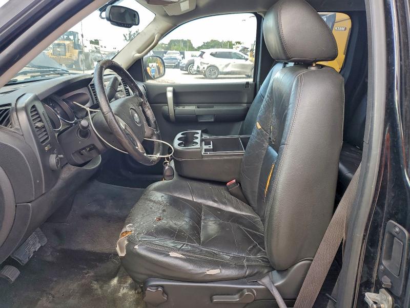 Photo 7 from auction – 2008 CHEVROLET SILVERADO with VIN 1GCEC19CX8Z166033