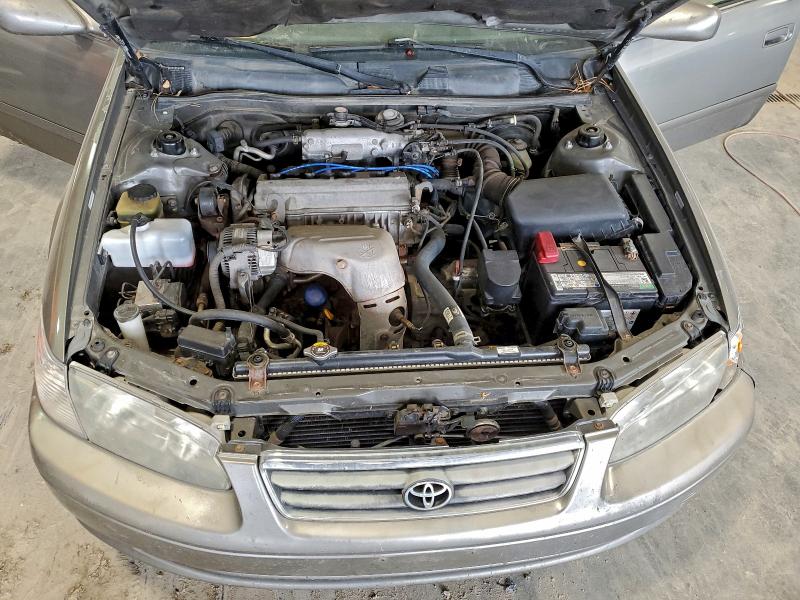 Photo 11 from auction – 2001 TOYOTA CAMRY CE with VIN JT2BG22K010547102