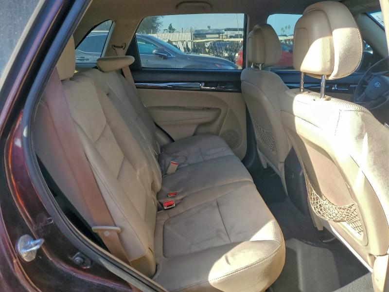 Photo 11 from auction – 2011 KIA SORENTO BA with VIN 5XYKT4A12BG175183