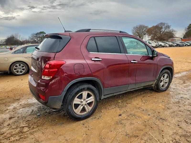 Photo 3 from auction – 2017 CHEVROLET TRAX 1LT with VIN 3GNCJLSB3HL170983