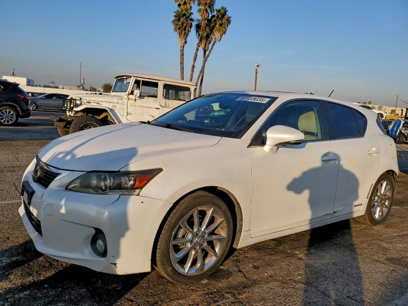 LEXUS CT 200 2011 with VIN JTHKD5BH0B2007548 - Photo from auction