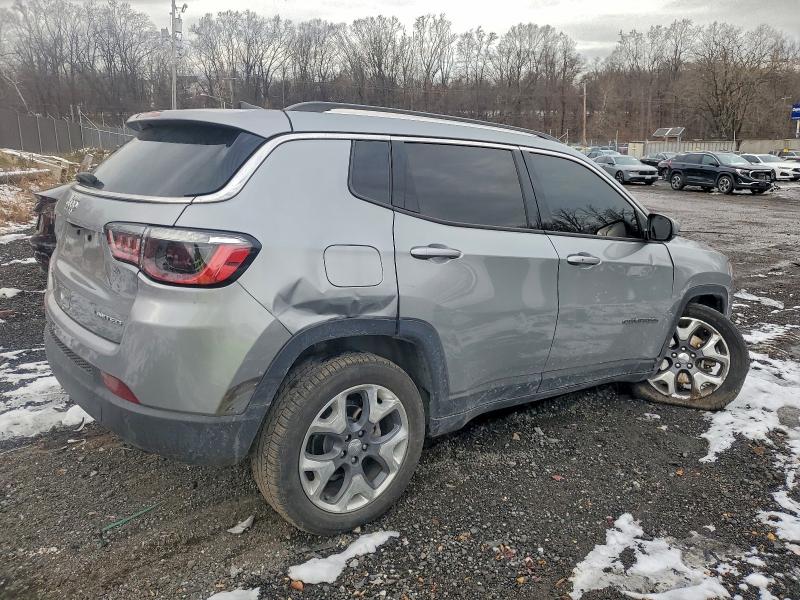 Photo 3 from auction – 2021 JEEP COMPASS LI with VIN 3C4NJDCB0MT528489