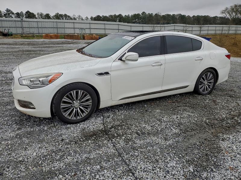 KIA K900 2016 with VIN KNALU4D31G6032649 - Photo from auction
