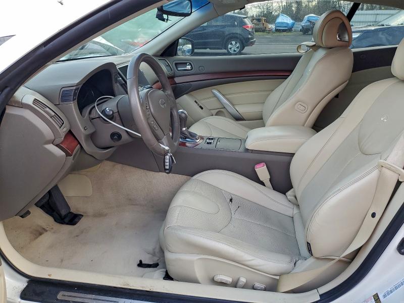 Photo 7 from auction – 2009 INFINITI G37 BASE with VIN JNKCV66E79M723630