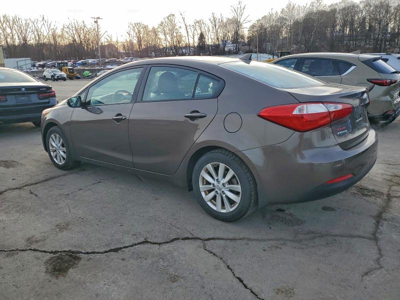 Photo 2 from auction – 2014 KIA FORTE LX with VIN KNAFX4A69E5064142