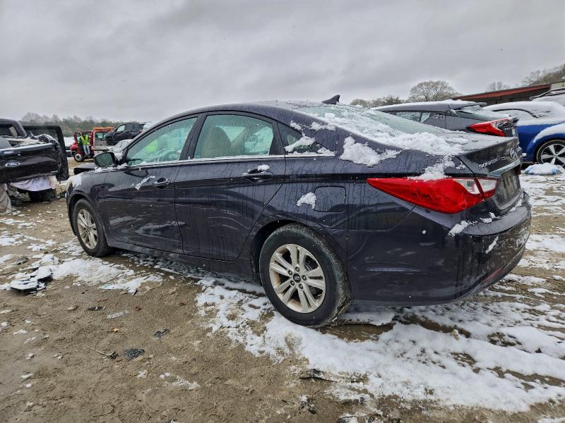 Photo 2 from auction – 2011 HYUNDAI SONATA GLS with VIN 5NPEB4AC4BH141935