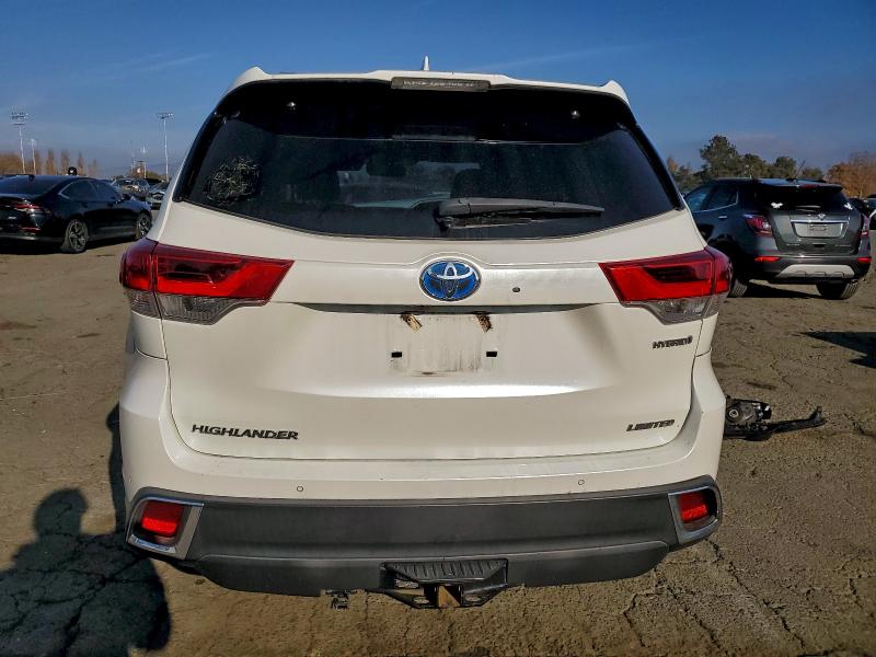 Zdjęcie 6 z aukcji – 2019 TOYOTA HIGHLANDER z VIN 5TDDGRFH4KS055470