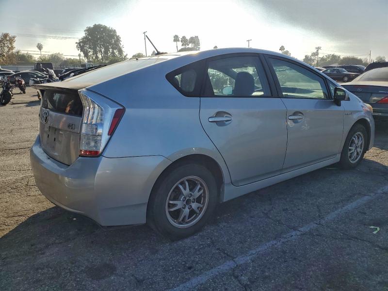 Photo 3 from auction – 2010 TOYOTA PRIUS with VIN JTDKN3DU7A5200208
