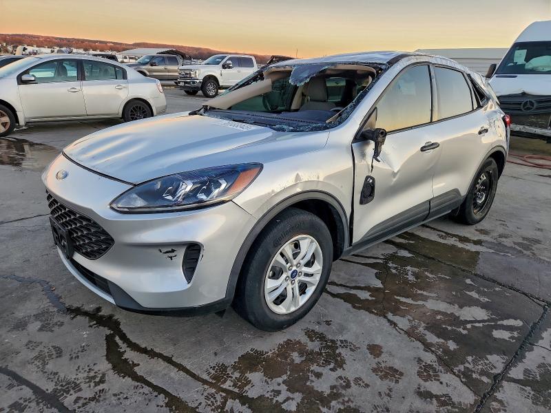 Photo 1 from auction – 2020 FORD ESCAPE S with VIN 1FMCU0F61LUB65738