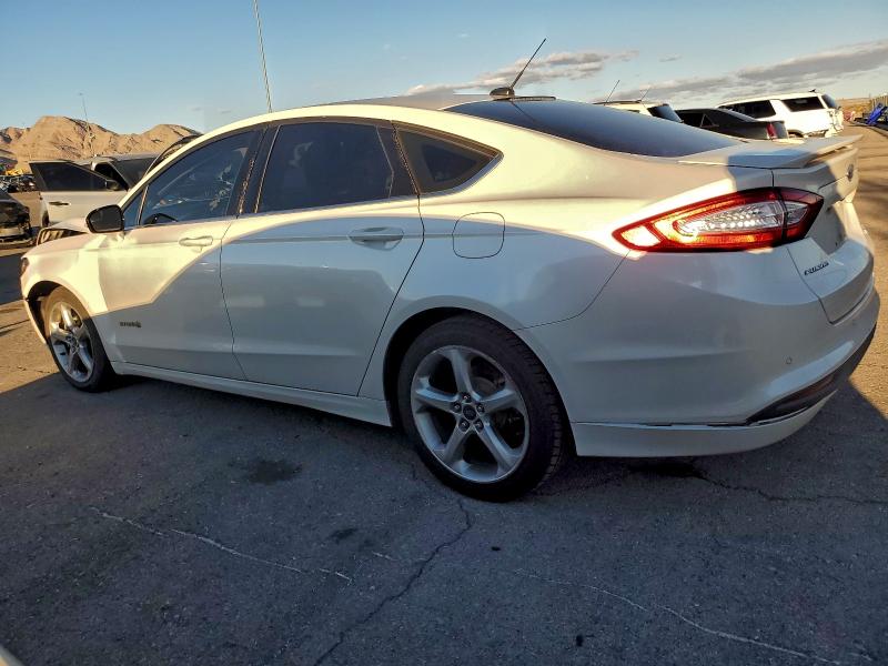 Photo 2 from auction – 2014 FORD FUSION SE with VIN 3FA6P0LU6ER366370