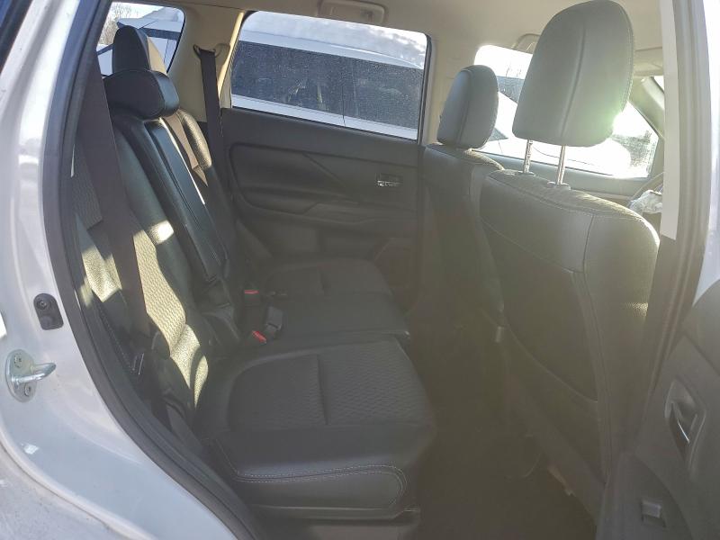 Photo 11 from auction – 2015 MITSUBISHI OUTLANDER with VIN JA4JZ4AX6FZ012651