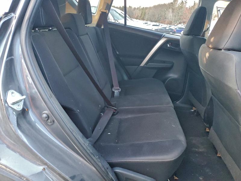 Photo 11 from auction – 2015 TOYOTA RAV4 XLE with VIN JTMRFREV6FD172680