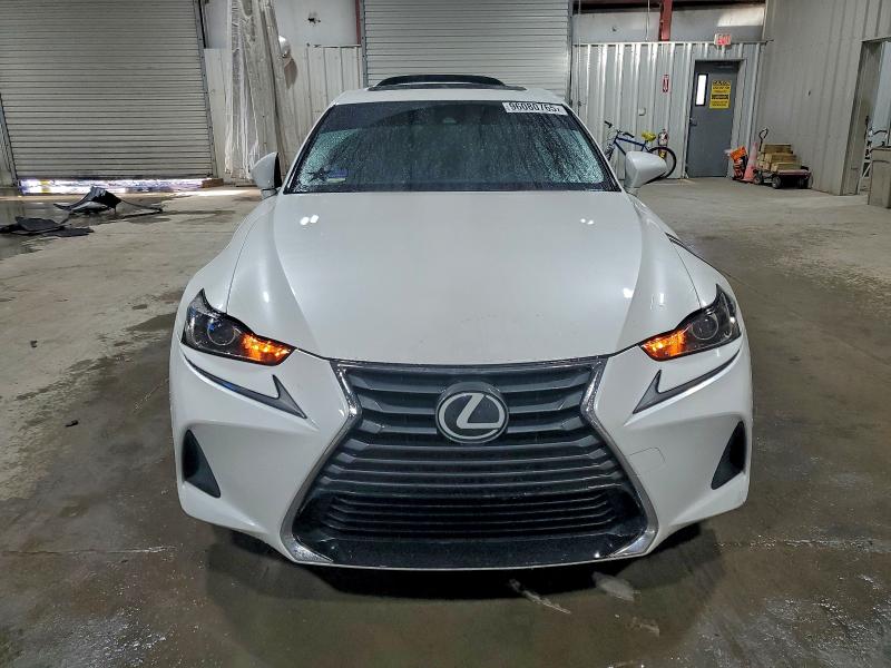 Photo 5 from auction – 2017 LEXUS IS 300 with VIN JTHCM1D27H5021007