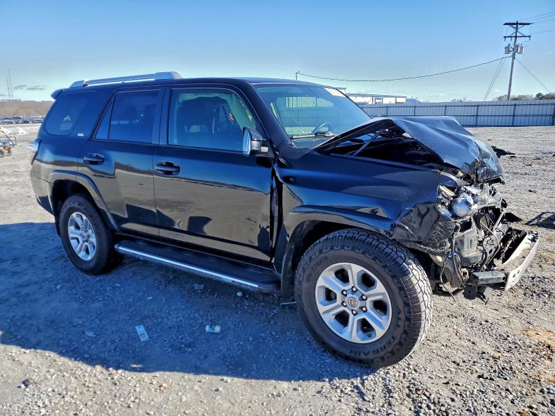 Photo 4 from auction – 2015 TOYOTA 4RUNNER SR with VIN JTEZU5JR1F5097450