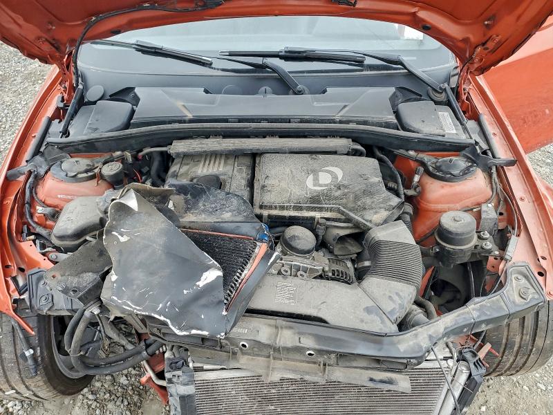 صورة رقم 11 من المزاد - 2011 BMW 1M مع VIN WBSUR9C52BVP75918