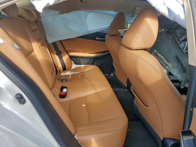 Photo 10 from auction – 2016 LEXUS IS 300 with VIN JTHCM1D2XG5006354