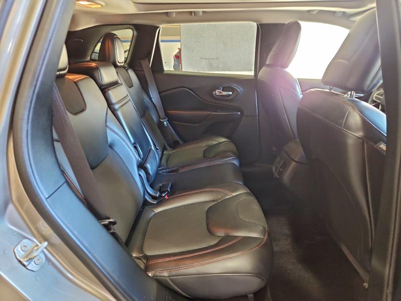 Photo 11 from auction – 2017 JEEP CHEROKEE T with VIN 1C4PJMBS0HW564449