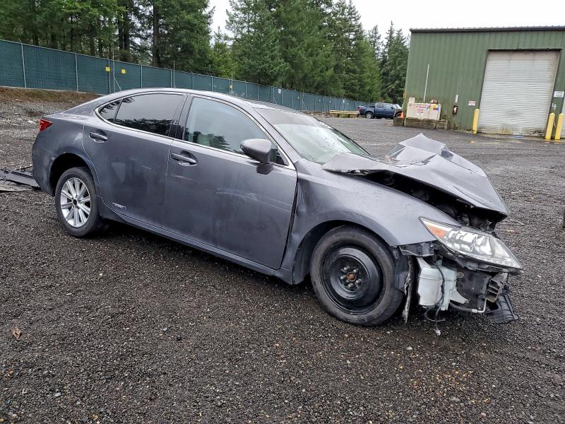 Photo 4 from auction – 2013 LEXUS ES 300H with VIN JTHBW1GG8D2013720