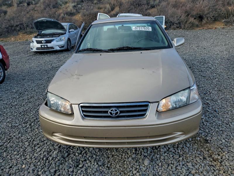 Photo 5 from auction – 2001 TOYOTA CAMRY CE with VIN JT2BF22K410329165