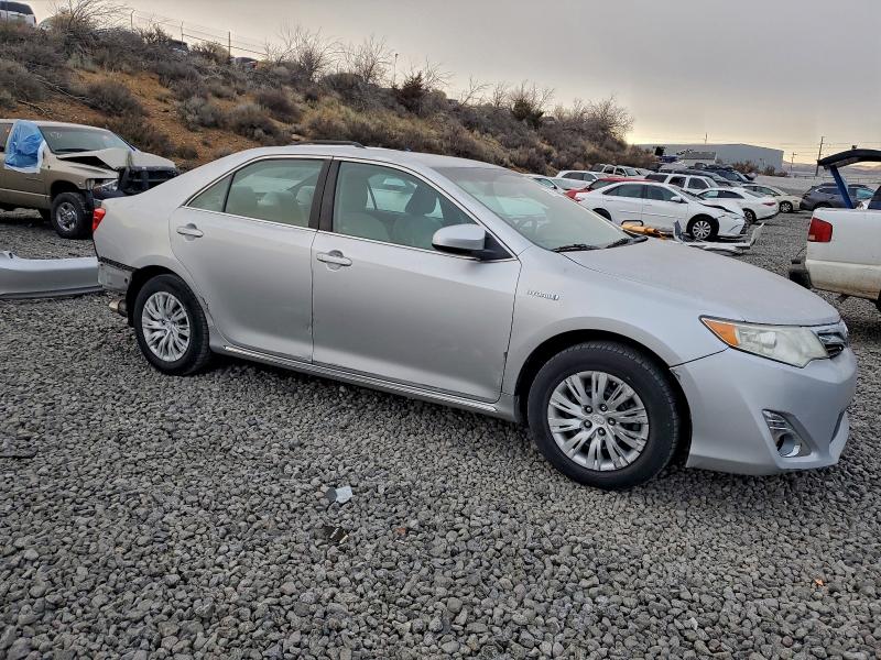 Photo 4 from auction – 2012 TOYOTA CAMRY HYBRID with VIN 4T1BD1FK6CU017177