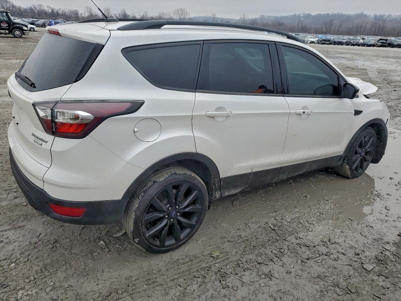 Photo 3 from auction – 2017 FORD ESCAPE TIT with VIN 1FMCU0J94HUB20088