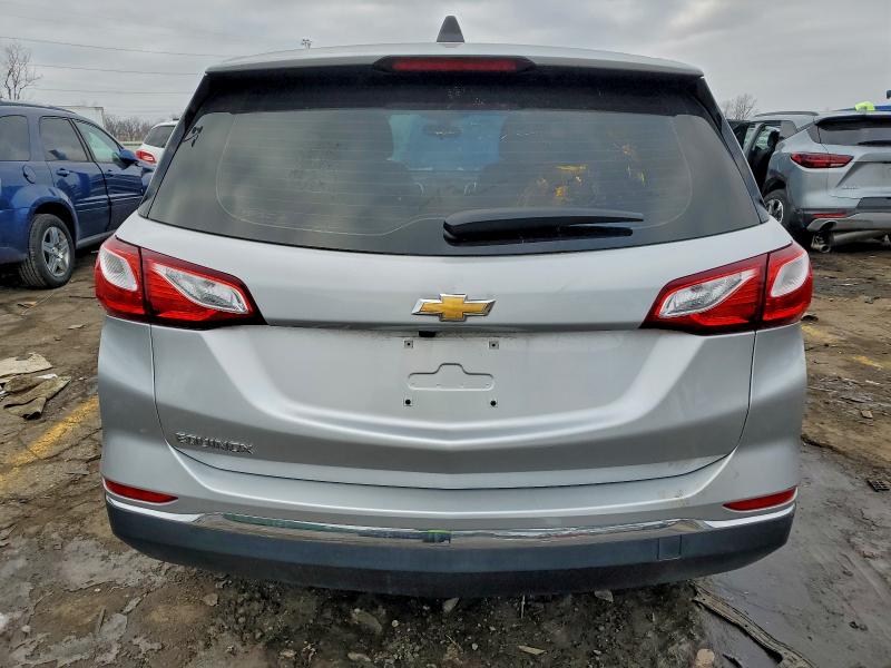 Photo 6 from auction – 2018 CHEVROLET EQUINOX LS with VIN 2GNAXHEV4J6293923