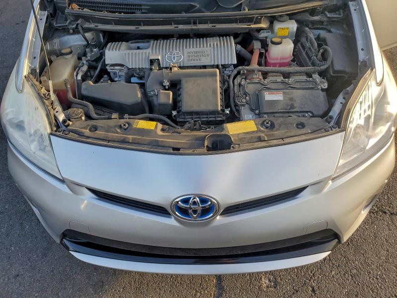 Photo 11 from auction – 2013 TOYOTA PRIUS with VIN JTDKN3DU3D5549239