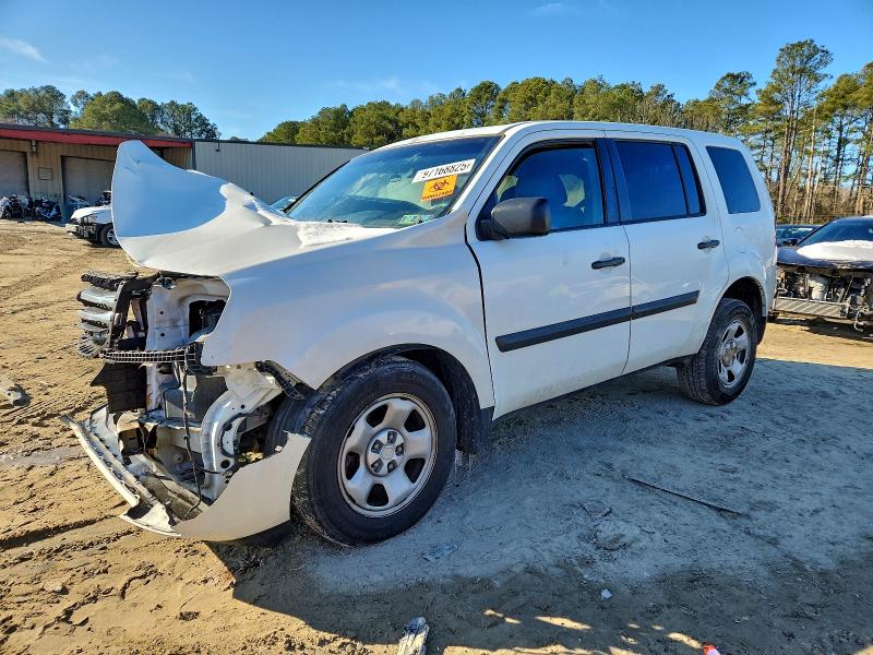 HONDA PILOT LX 2014 with VIN 5FNYF4H2XEB024734 - Photo from auction
