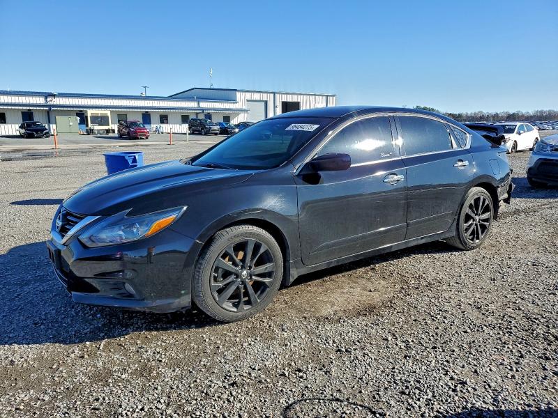 NISSAN ALTIMA 2.5 2017 with VIN 1N4AL3AP6HC268883 - Photo from auction