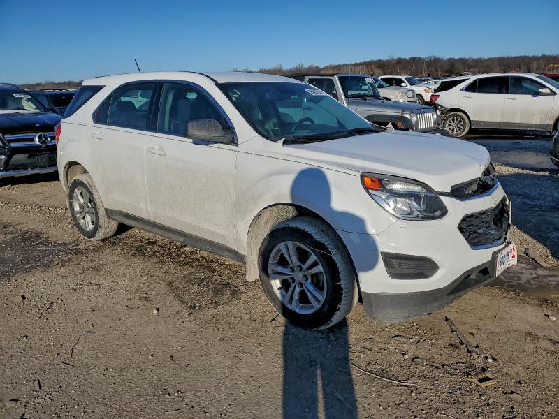 Photo 4 from auction – 2017 CHEVROLET EQUINOX LS with VIN 2GNALBEK2H1587570