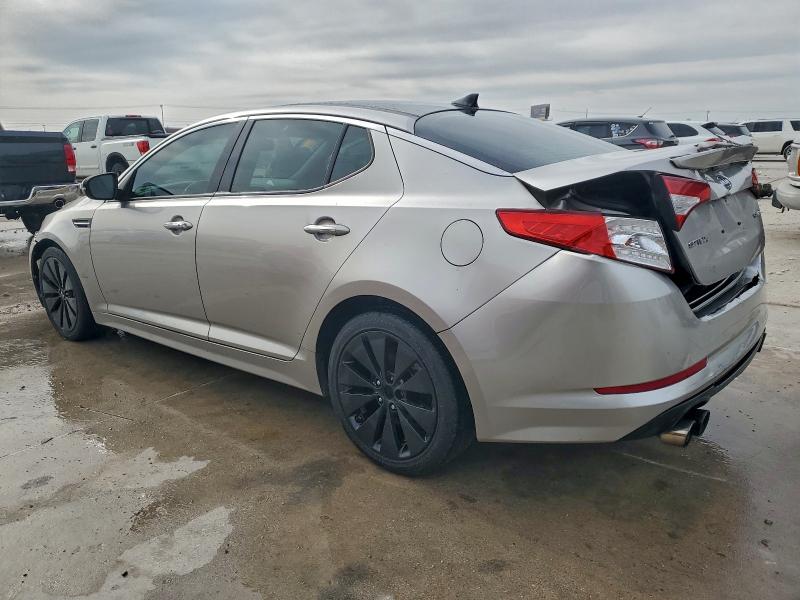 Photo 2 from auction – 2011 KIA OPTIMA SX with VIN KNAGR4A69B5137004