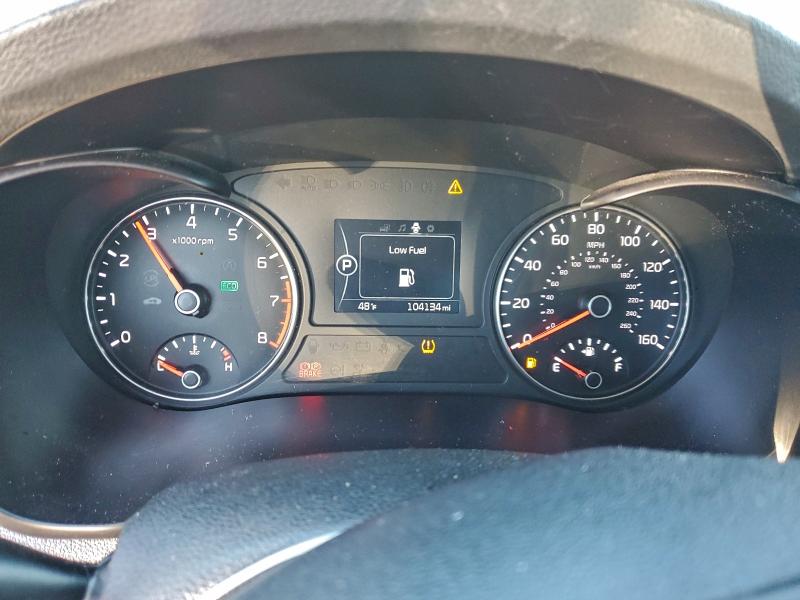 Photo 9 from auction – 2017 KIA OPTIMA EX with VIN 5XXGU4L30HG168165