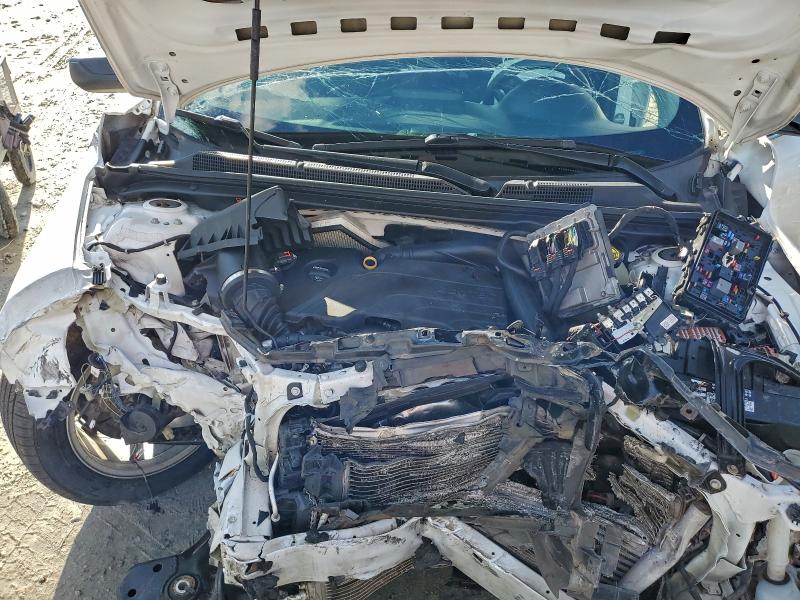 Photo 11 from auction – 2018 CHEVROLET MALIBU with VIN 1G1ZB5ST9JF184190