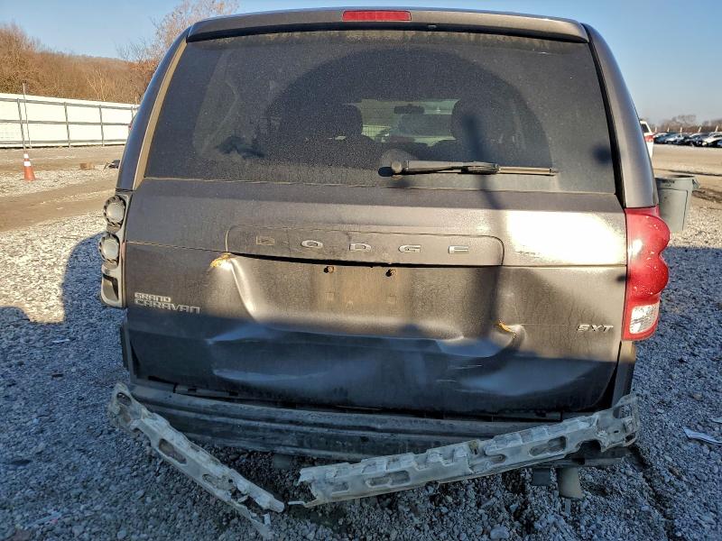 Photo 6 from auction – 2016 DODGE GRAND CARA with VIN 2C4RDGCGXGR384611