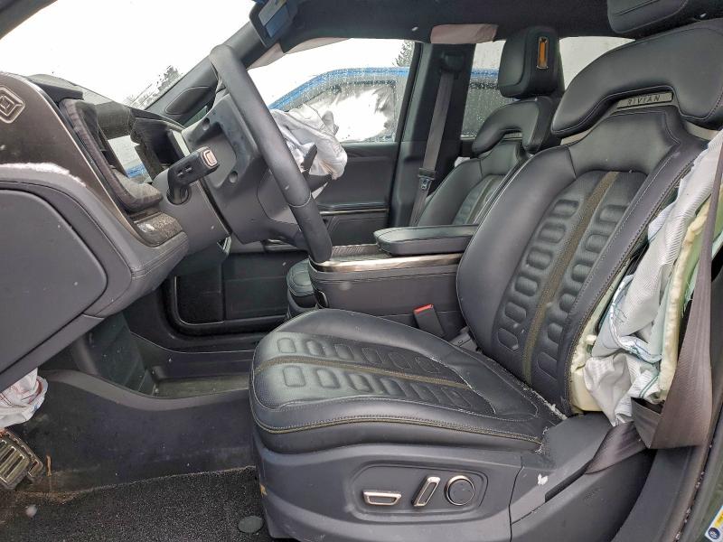 Photo 7 from auction – 2022 RIVIAN R1T ADVENT with VIN 7FCTGAAA0NN013647