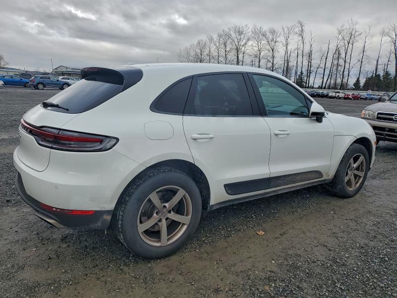 Photo 3 from auction – 2019 PORSCHE MACAN with VIN WP1AA2A56KLB02409