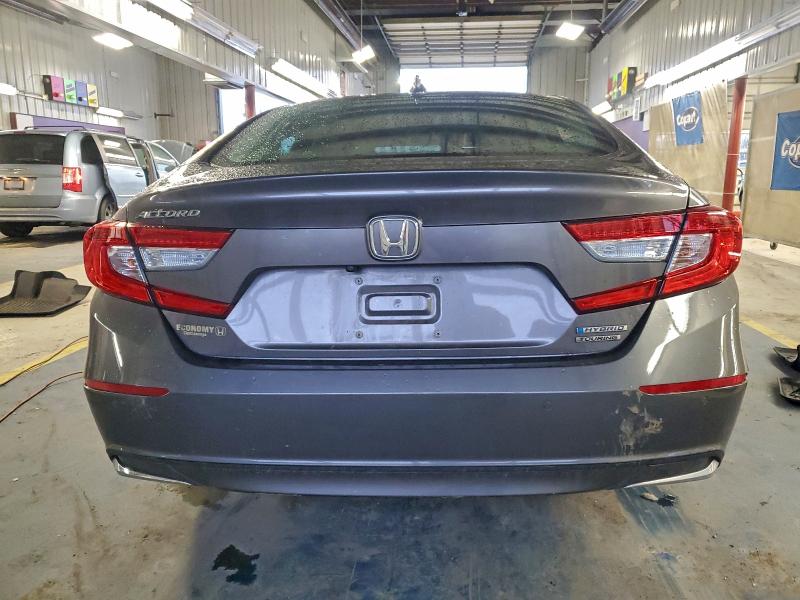 Photo 6 from auction – 2018 HONDA ACCORD TOU with VIN 1HGCV3F95JA006184
