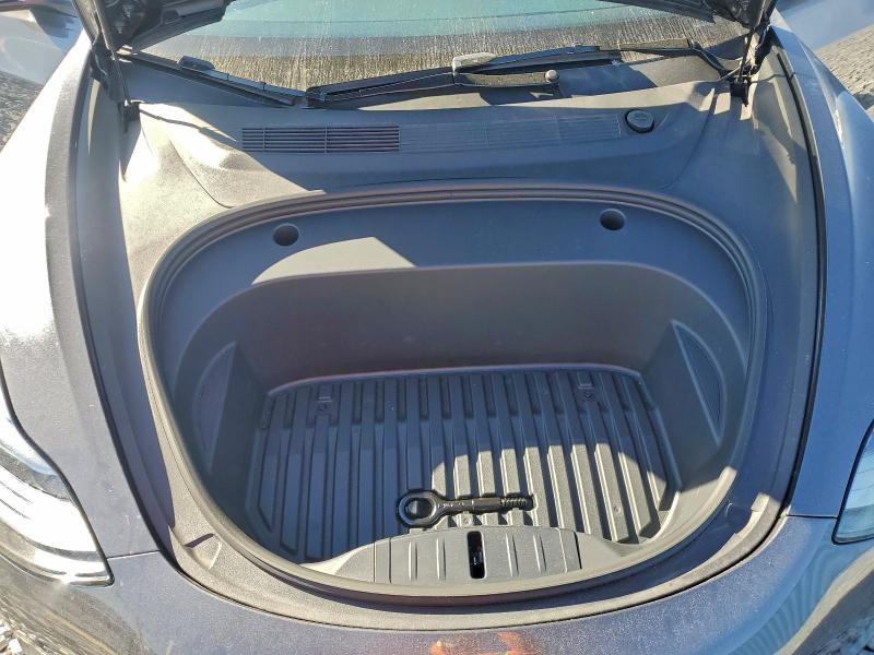 Photo 11 from auction – 2023 TESLA MODEL 3 with VIN 5YJ3E1EA6PF687602
