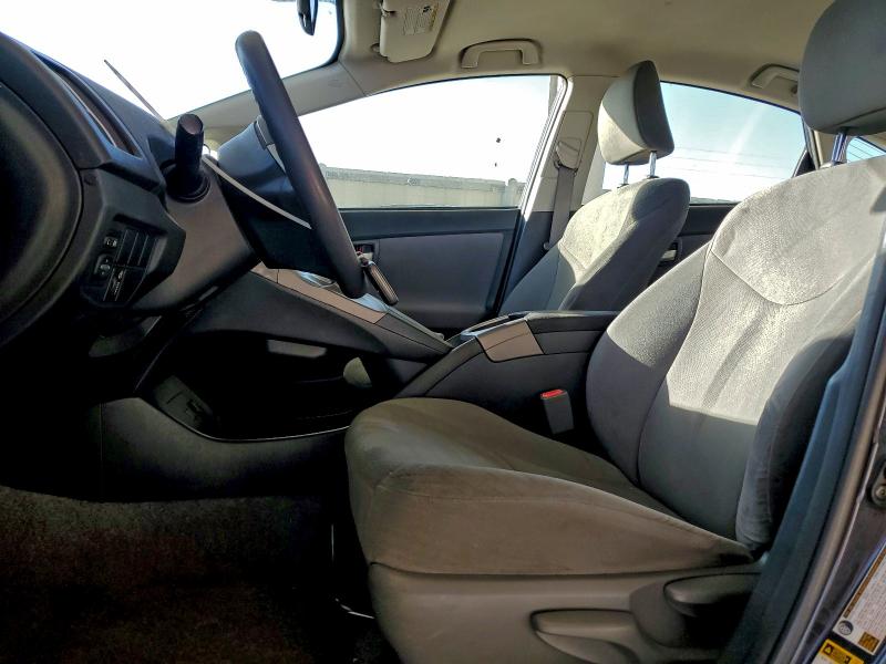 Photo 7 from auction – 2015 TOYOTA PRIUS with VIN JTDKN3DU8F0447094