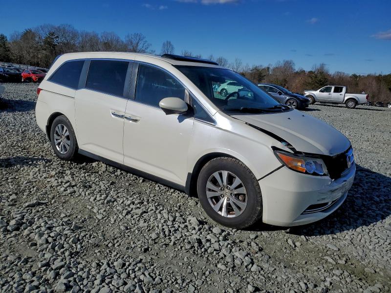 Photo 4 from auction – 2015 HONDA ODYSSEY with VIN 5FNRL5H62FB096261