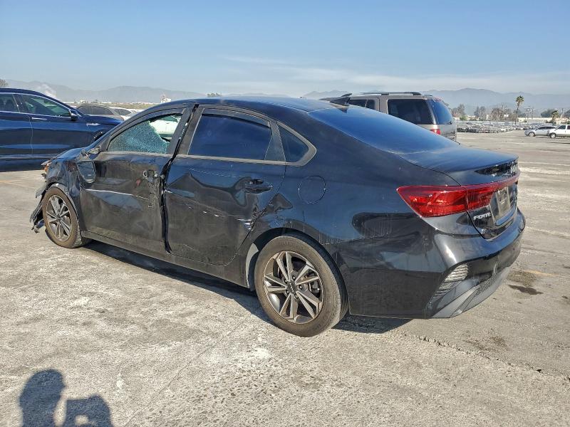 Photo 2 from auction – 2022 KIA FORTE FE with VIN 3KPF24AD1NE455208