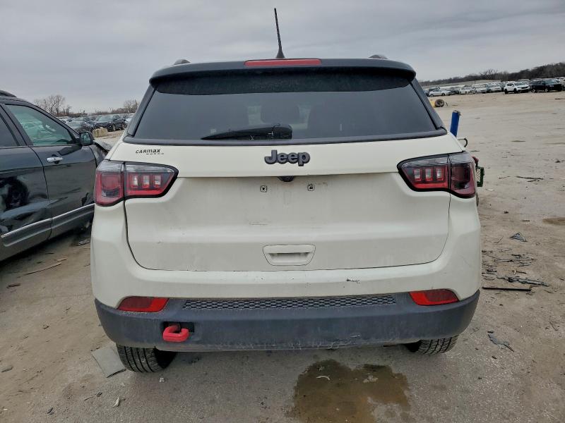 Photo 6 from auction – 2018 JEEP COMPASS TR with VIN 3C4NJDDB7JT465479