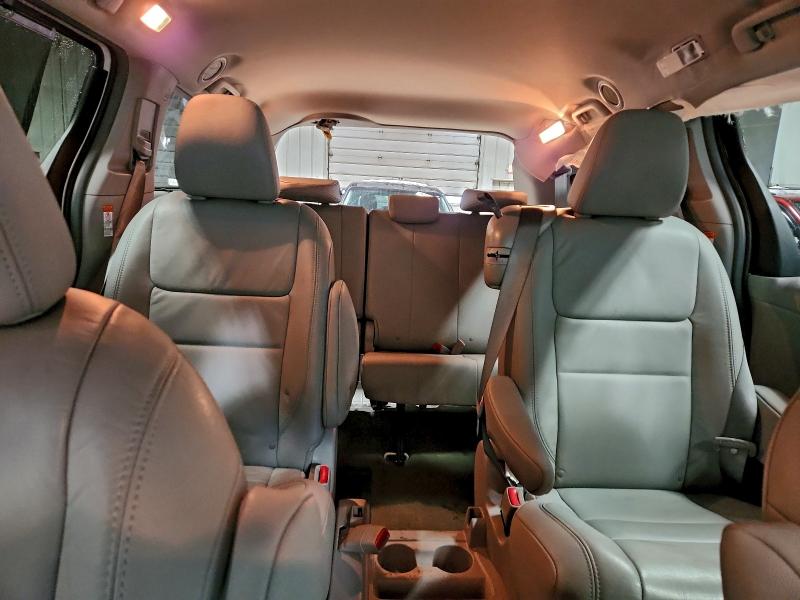 Photo 10 from auction – 2015 TOYOTA SIENNA XLE with VIN 5TDYK3DC2FS608451