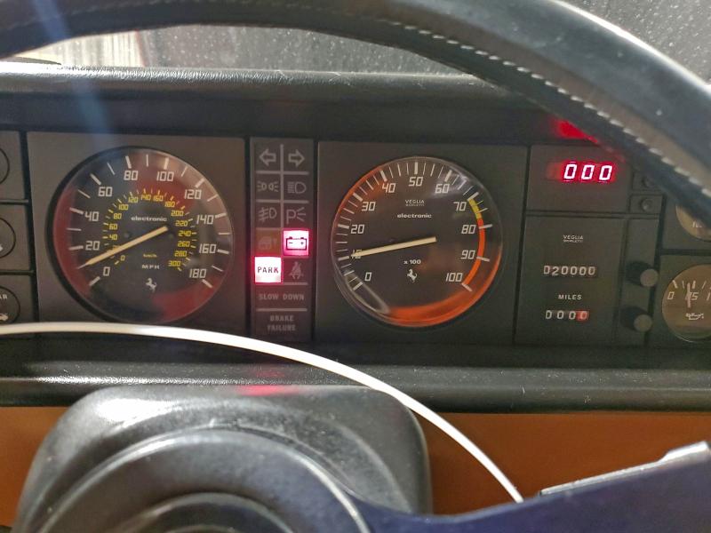 Photo 9 from auction – 1985 FERRARI MONDIAL CA with VIN ZFFUC15A6F0053053