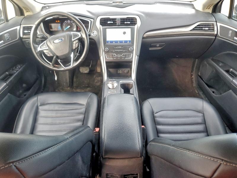 Photo 8 from auction – 2020 FORD FUSION SEL with VIN 3FA6P0CD7LR151867